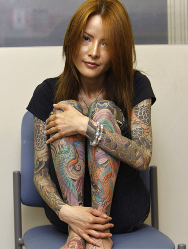 Kisah Shoko Tendo, Putri Bos Yakuza: Tatto, Diperkosa, Hingga Membuat Buku