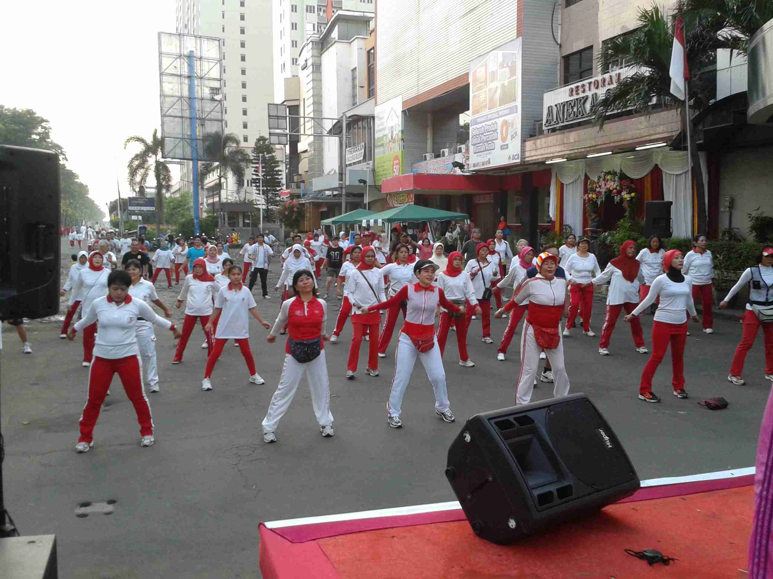 &#91;FR&#93; Car Free Day Collaboration w/ Earth Hour, KJI, HiLo Jakarta | 18 Agt '13