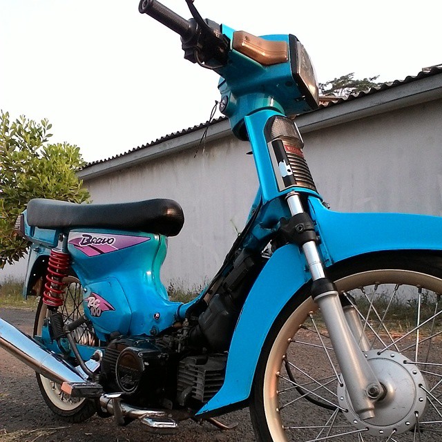 Bernostalgia Motor Klasik Indonesia