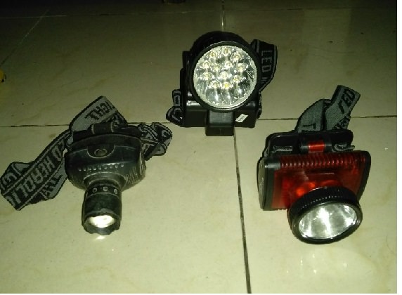 Pasukan Senter Koleksiku, Persenjataan Ketika Mati Lampu