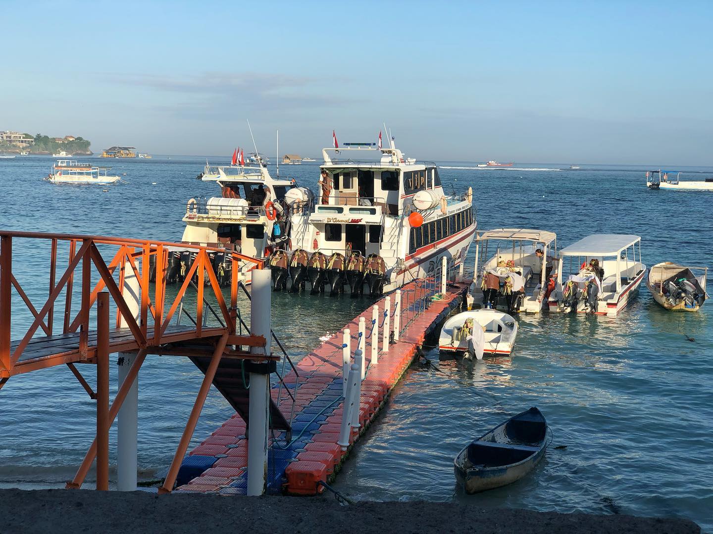 FAST BOAT DCAMEL NUSA LEMBONGAN