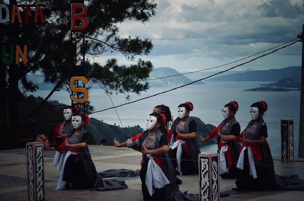 5 Kegiatan Seru yang Bisa Kamu Lakukan Saat Berlibur ke Danau Toba 