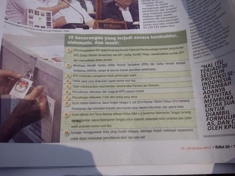 [TSM News!!] Seseorang Bagikan Tabloid di Tengah Massa Prabowo, Isinya 'Pilpres Curan