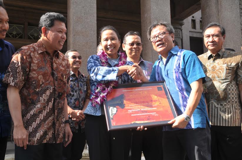 Ini Tandanya, Rini Soemarno Masih Disayang Masyarakat