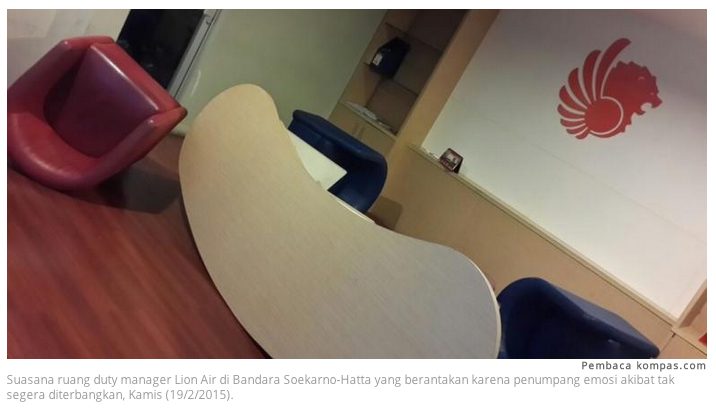  &#91;pic&#93; Penumpang Ubrak-abrik Ruang Duty Manager Lion Air krn sering&quot;Delay&quot;