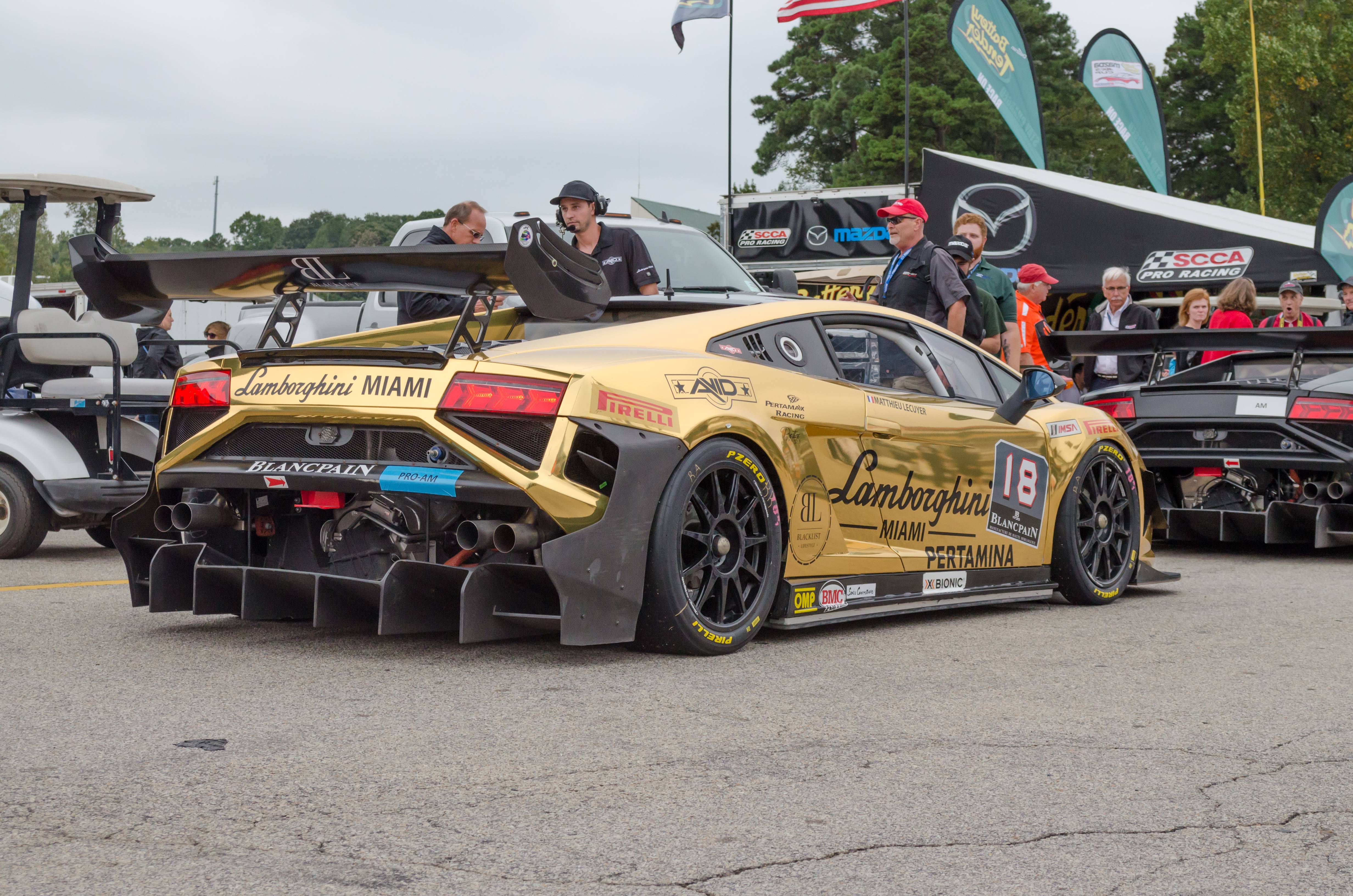 Keren Gan! Pertamina jadi sponsor Lamborghini Miami's Gold Gallardo Super Trofeo