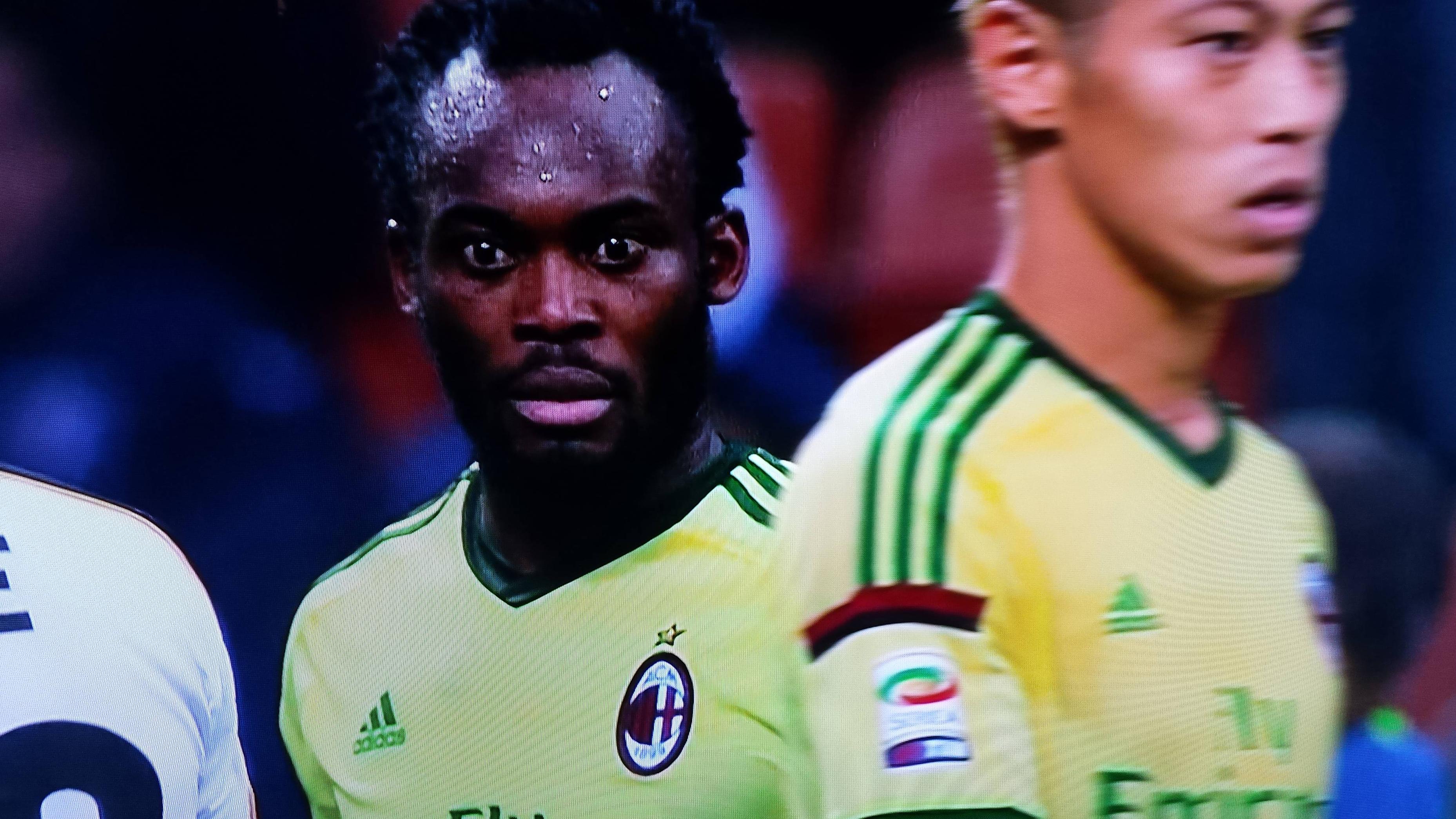 michael-essien-saya-senang-gabung-persib-bandung-sambutannya-luar-biasa