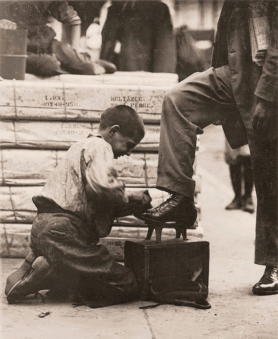 Foto-foto Pekerja di Bawah Umur di Tahun 1910an