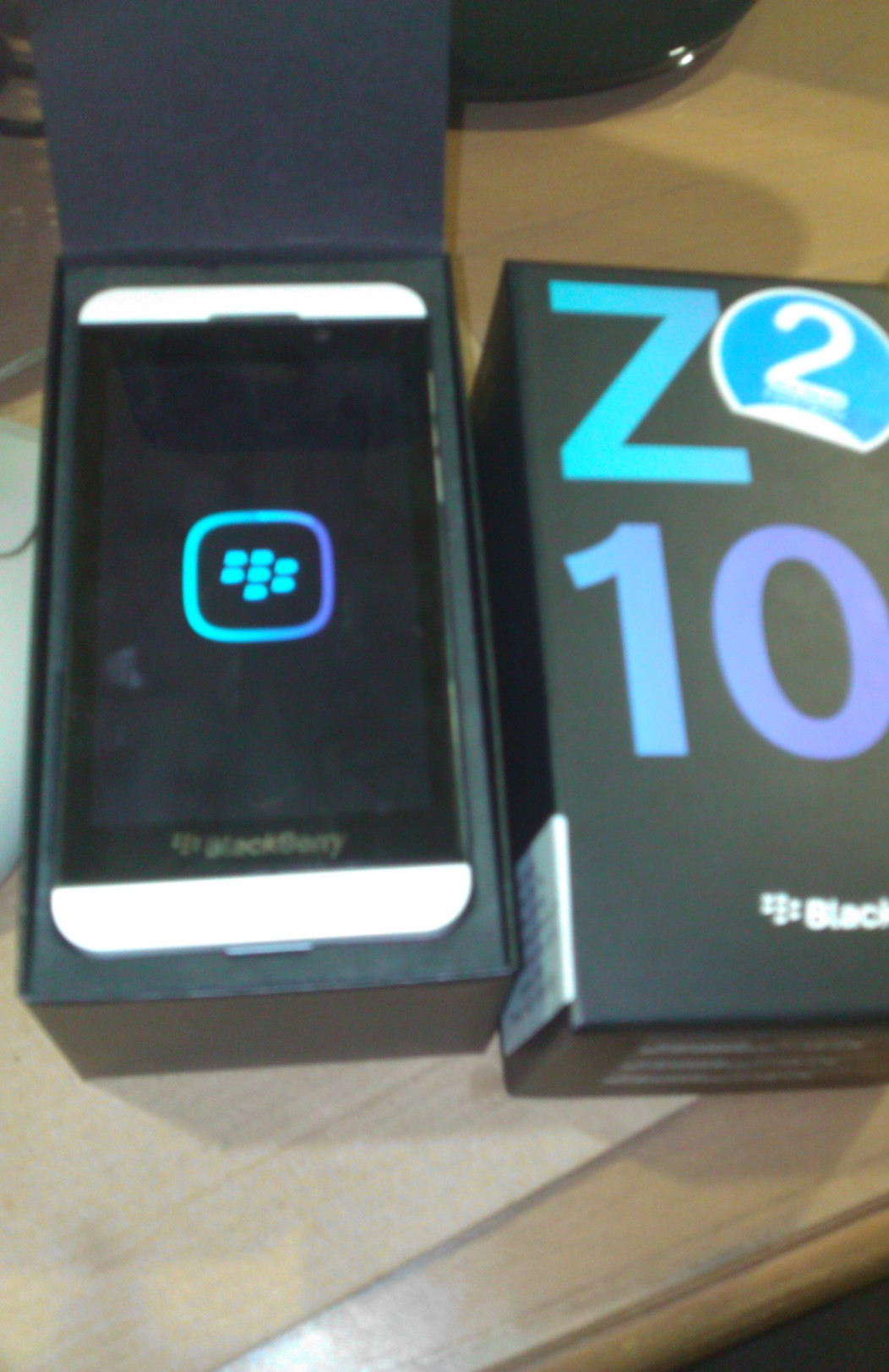 Like new Blackberry Z10 & Samsung galaxy Slll