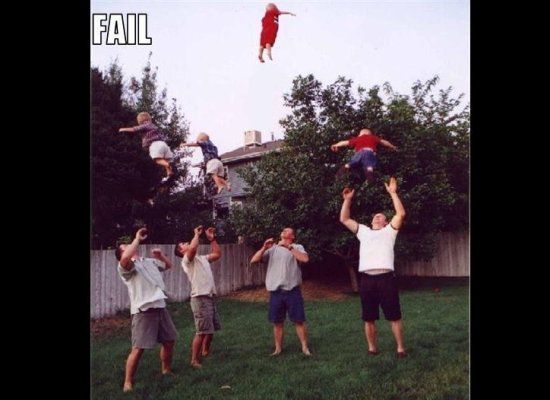 &#91;GOKIL&#93; Alasan Kenapa Sebaiknya Jangan Tinggalkan Anak Kecil Sendirian Dengan Ayahnya