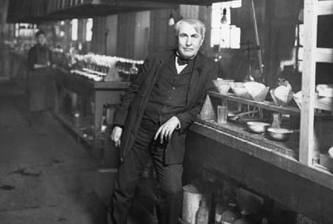 11 Fakta Tentang Thomas Alva Edison