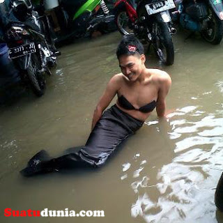 &#91;Gubernur PDIP&#93; Malam Ini Banjir Kanal Timur Semarang Meluap 