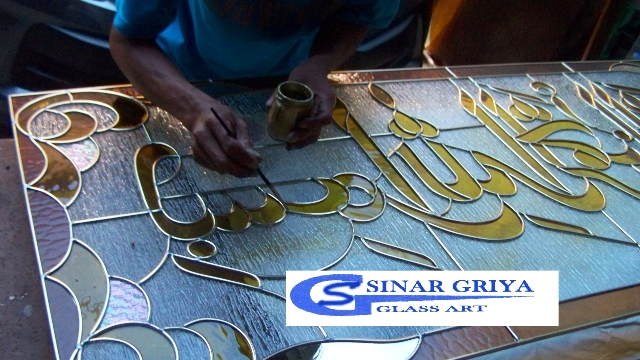 BISNIS Interior Eksterior KACA PATRI , KACA INLAY , KACA GRAVIR , Sinar Griya