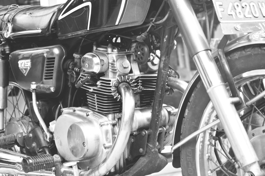 Jual Cepat Motor Honda CB 175 merah tahun 1973