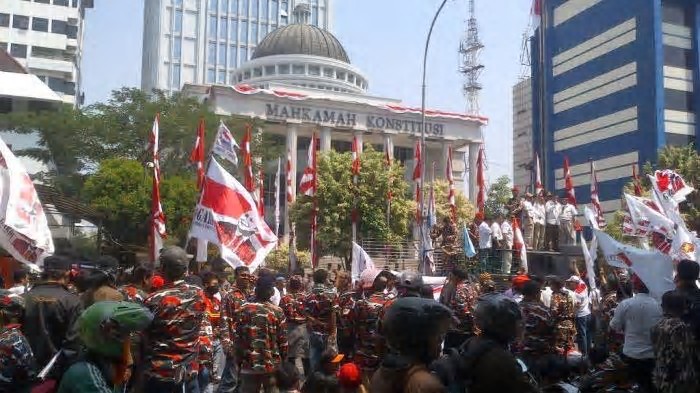 Besok Satu Juta Pendukung Prabowo- Hatta Sambangi Gedung Mahkamah Konstitusi