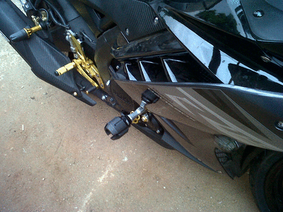 serba-serbi-yamaha-yzf-r15