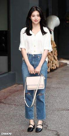 Han So Hee, Yang Paling Setia pun Mungkin Akan Luluh Olehnya