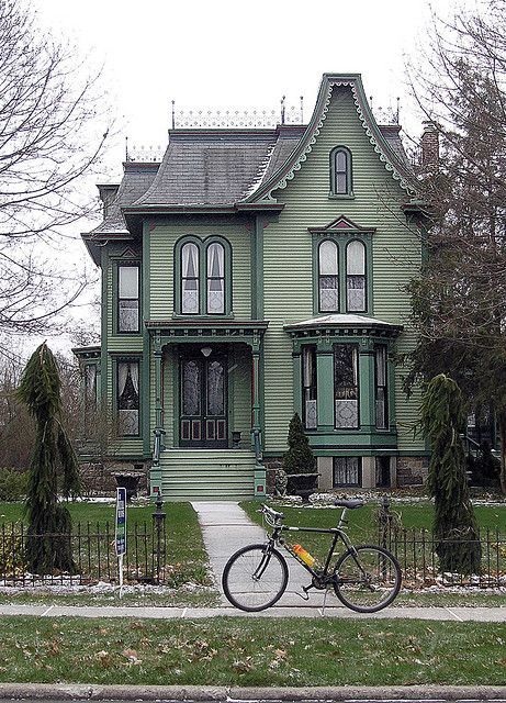 5 Desain Rumah Yang Jarang Ada di Indonesia, Khas Film Home Alone