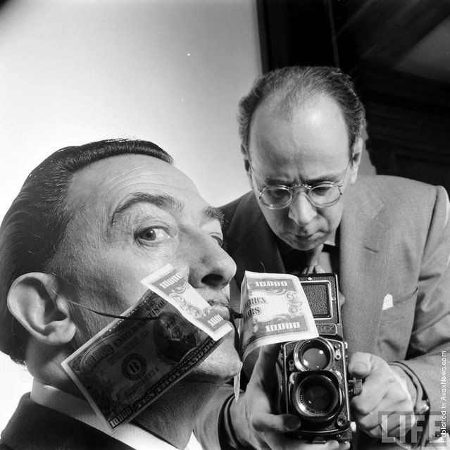 Efek Photoshop di Foto Salvador Dali Tahun 1948