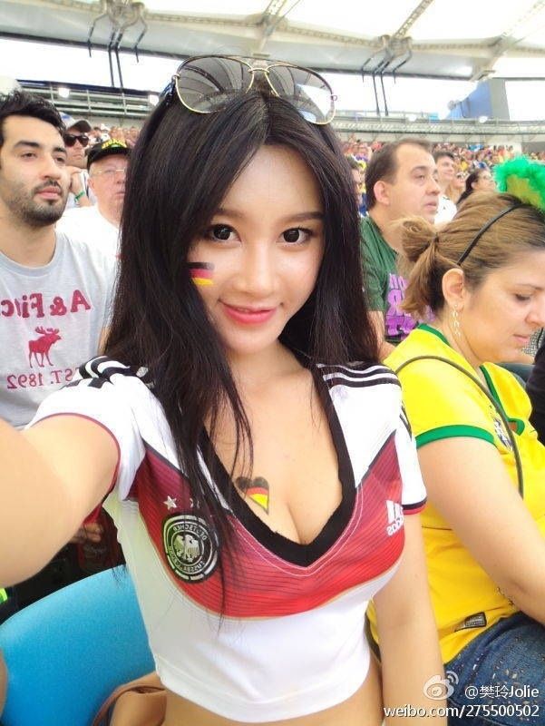 aku-dan-koleksiku-kenangan-sedih-di-balik-koleksi-jersey-ane