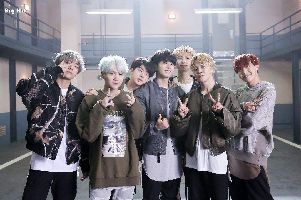 'MIC Drop' Jadi MV Ke-4 BTS yang Mendapat 1 Milyar Views di YouTube!