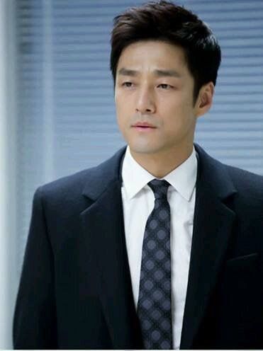 ji-jin-hee-akan-perankan-drama-baru-dari-adaptasi-novel-misteri-jepang