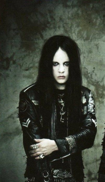 KISAH HIDUP : Nathan Jonas Jordison, Drummer Pengidap Transverse Myelitis!