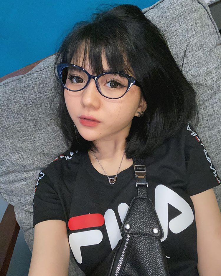 seksi--menggoda-inilah-6-gamer-cewek-yang-sangat-disukai-agan-mau-tahu