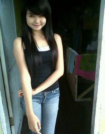 bikin-adem-ini-kampus-di-indonesia-yang-ada-danaunya