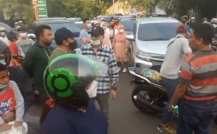 wisatawan-marah-marah-tak-bisa-masuk-ancol-sudah-telanjur-pesan-tiket-online