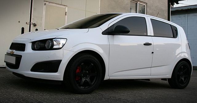 Chevrolet aveo sonic