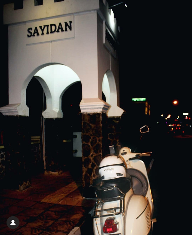 Single Touring Jakarta-Jogja Naik Vespa Sprint Bagol