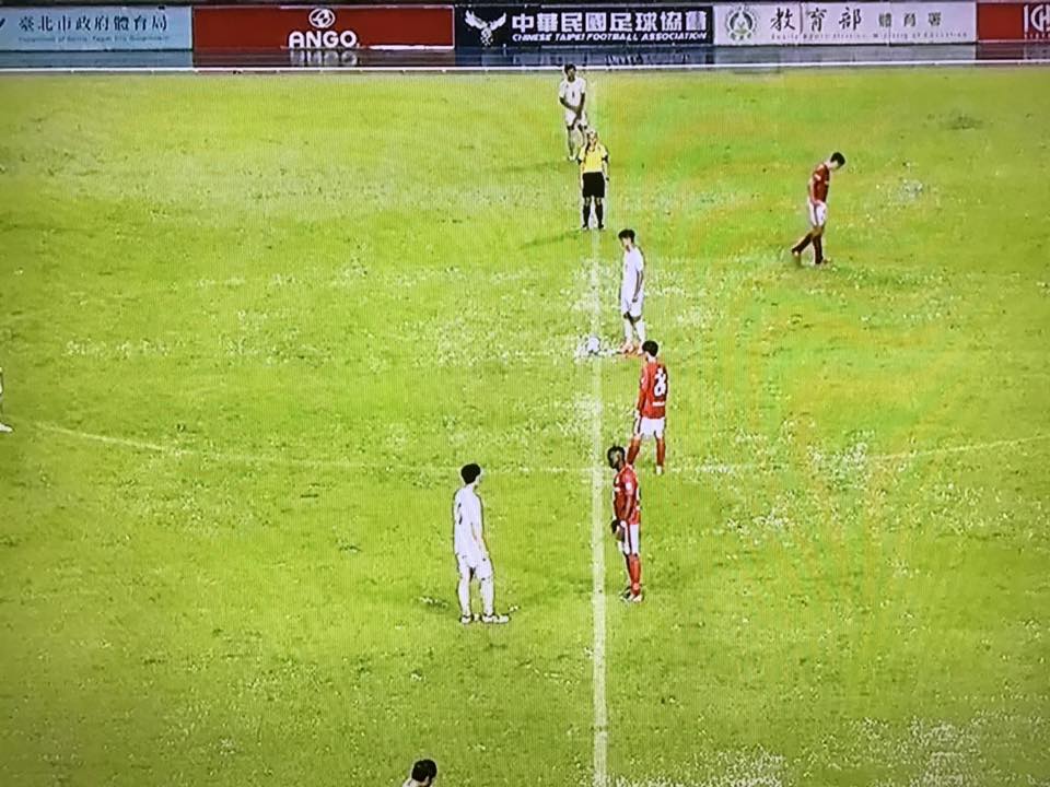 Katharina Gerhard, wasit perempuan Jerman di liga Primer Taiwan.