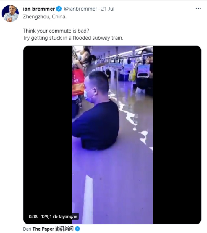 video-penumpang-terjebak-di-gerbong-kereta-bawah-tanah-china-yang-terendam-banjir