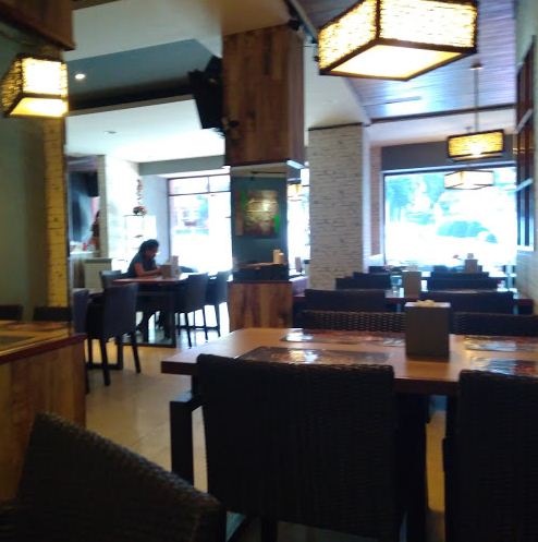 Resmikan Roemah Djoeang, Sandiaga disambut alunan musik angklung dan pekik takbir