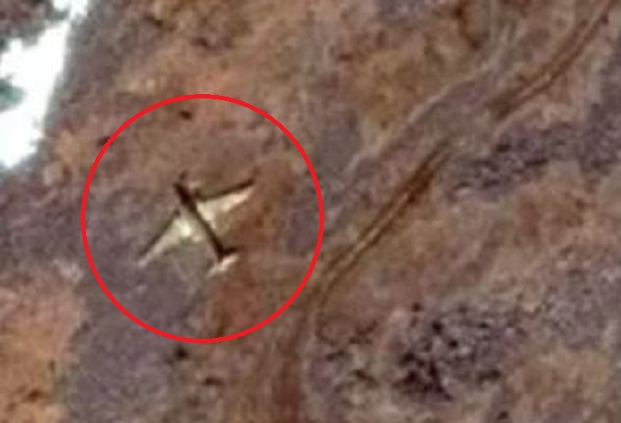 misteri-bangkai-pesawat-di-pulau-terpencil-penampakannya-tertangkap-google-maps