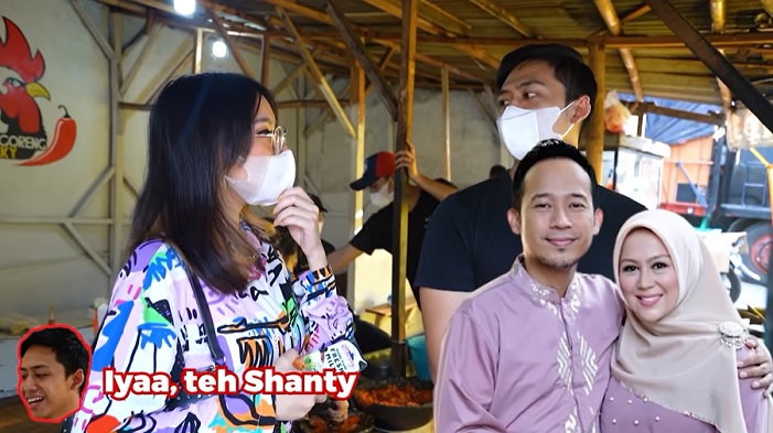 warung-ayam-milik-artis-ftv-ini-sehari-habiskan-12-kg-cabai-rawit