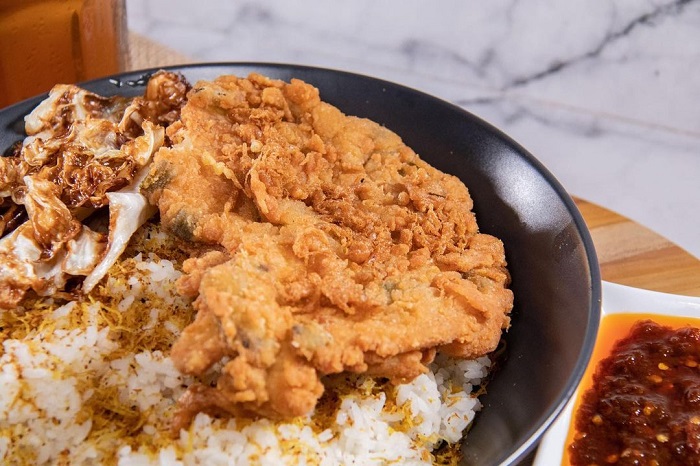 Nasi Telur Mamak Super Laris dan Murah, Punya Puluhan Cabang di Berbagai Kota