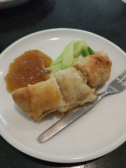 Resmikan Roemah Djoeang, Sandiaga disambut alunan musik angklung dan pekik takbir