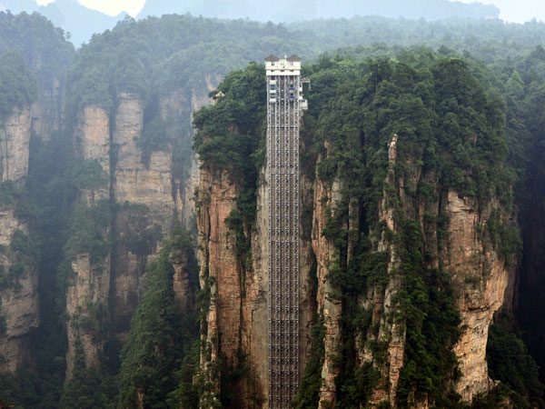 Bailong Elevator, Lift Tertinggi di Dunia