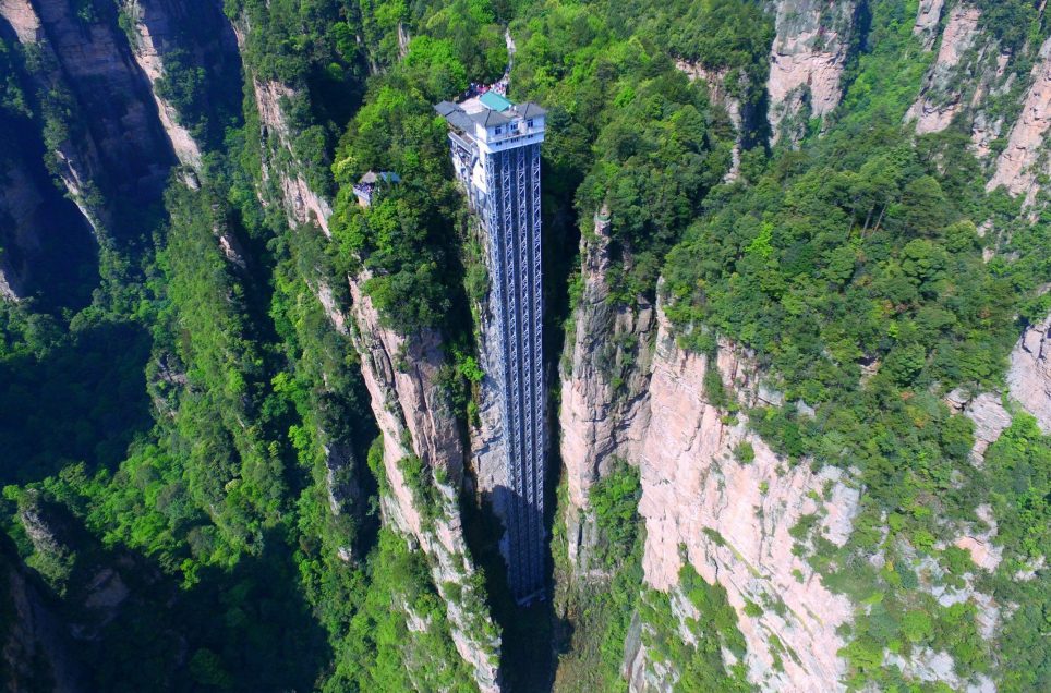 Bailong Elevator, Lift Tertinggi di Dunia