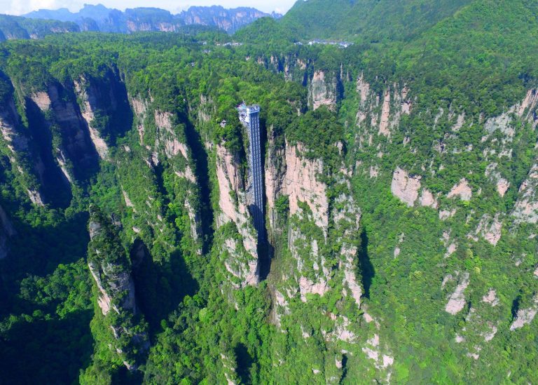 Bailong Elevator, Lift Tertinggi di Dunia