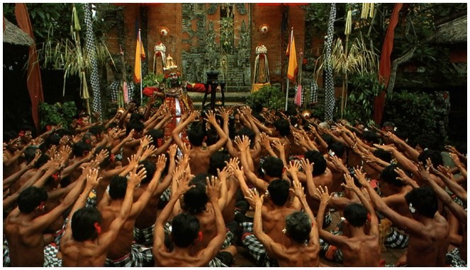 7 Pertunjukan Seni Yang Memukau Wisatawan Asing