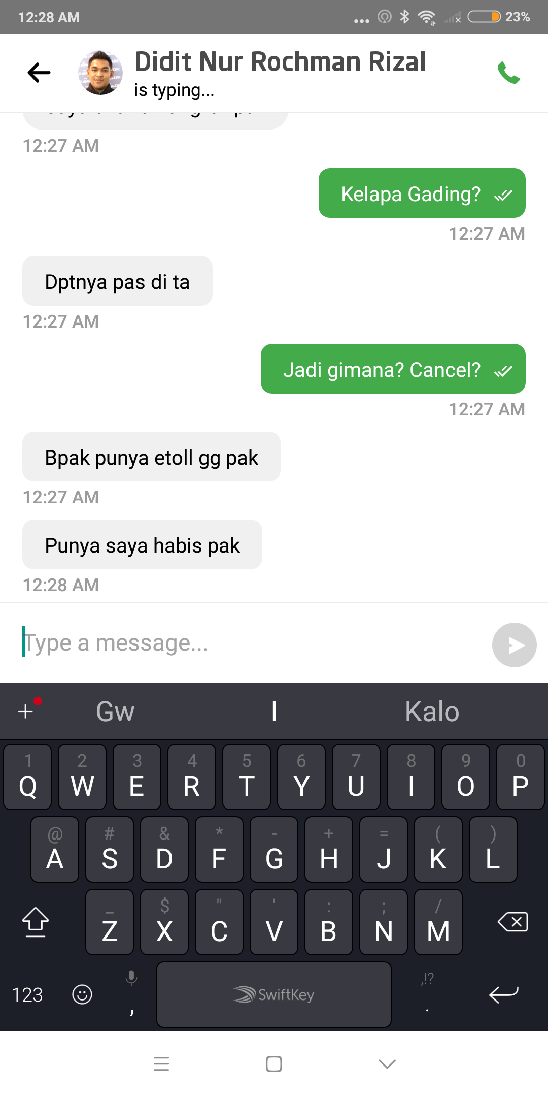 Pengemudi Gojek dan Grab (dan uber) sering tidak mau ambil penumpang