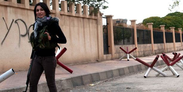 Tentara Wanita Syria Kurdistan Bertarung Untuk Melindungi Tanah Air &amp; Keluarga Mereka