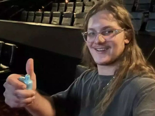 ini-penampakan-pelaku-penembak-trump-sosok-anak-pintar-tapi