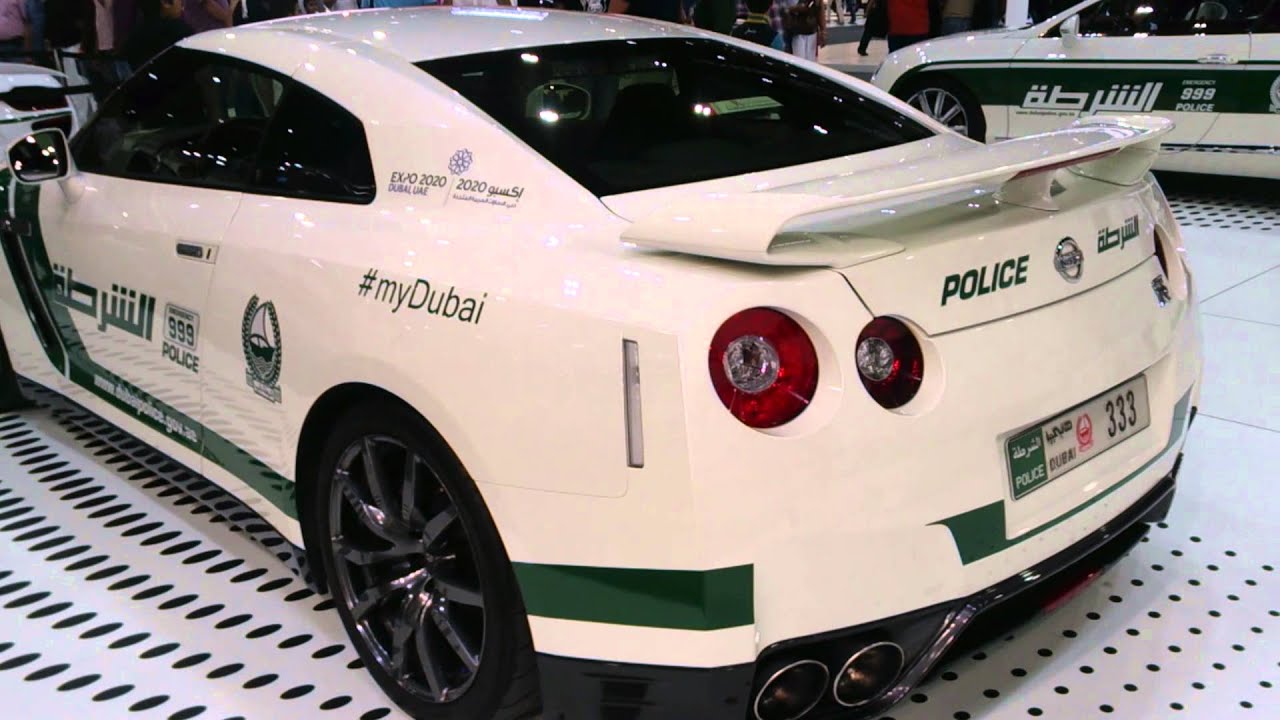 Mau Kabur Kemana? Mobil Sports Mewah ini Cuman Jadi Mobil Polisi Dubai