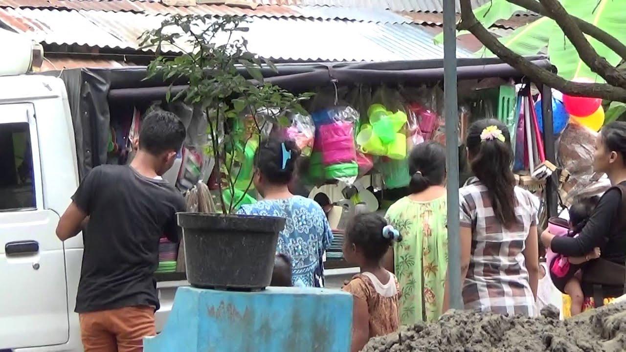 Tukang dagang ini selalu di serbu banyak orang