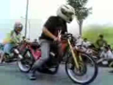 Gaya Hidup dan Kendaraan Abg Jaman Sekarang.