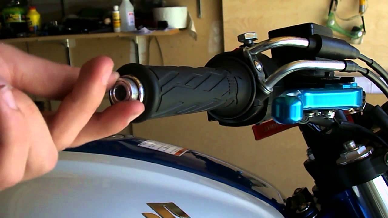 Ada &ldquo;Bandul&rdquo; di Ujung Setang Motor, Buat Apa Ya Gan?